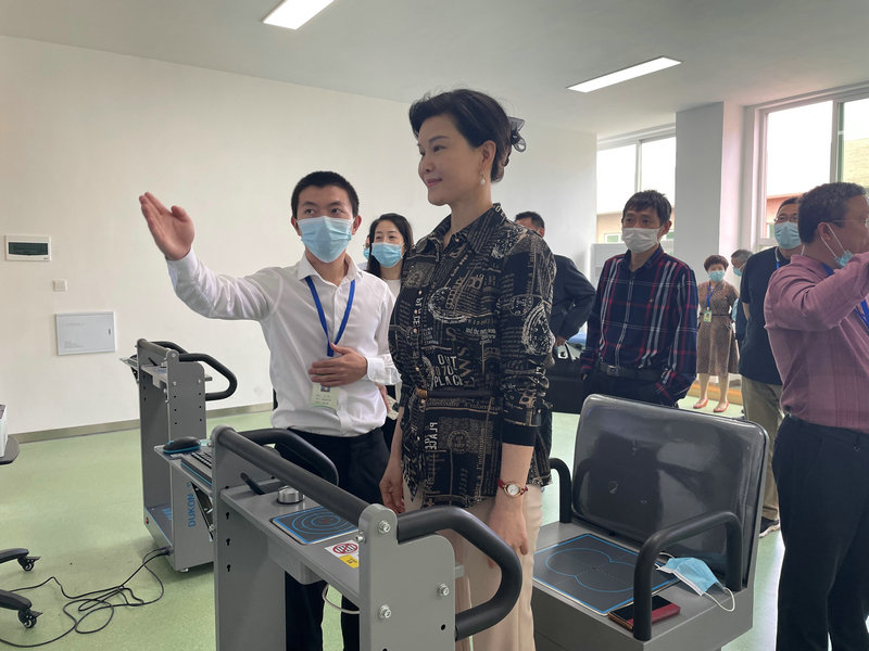 市政協領導蒞臨我校調研